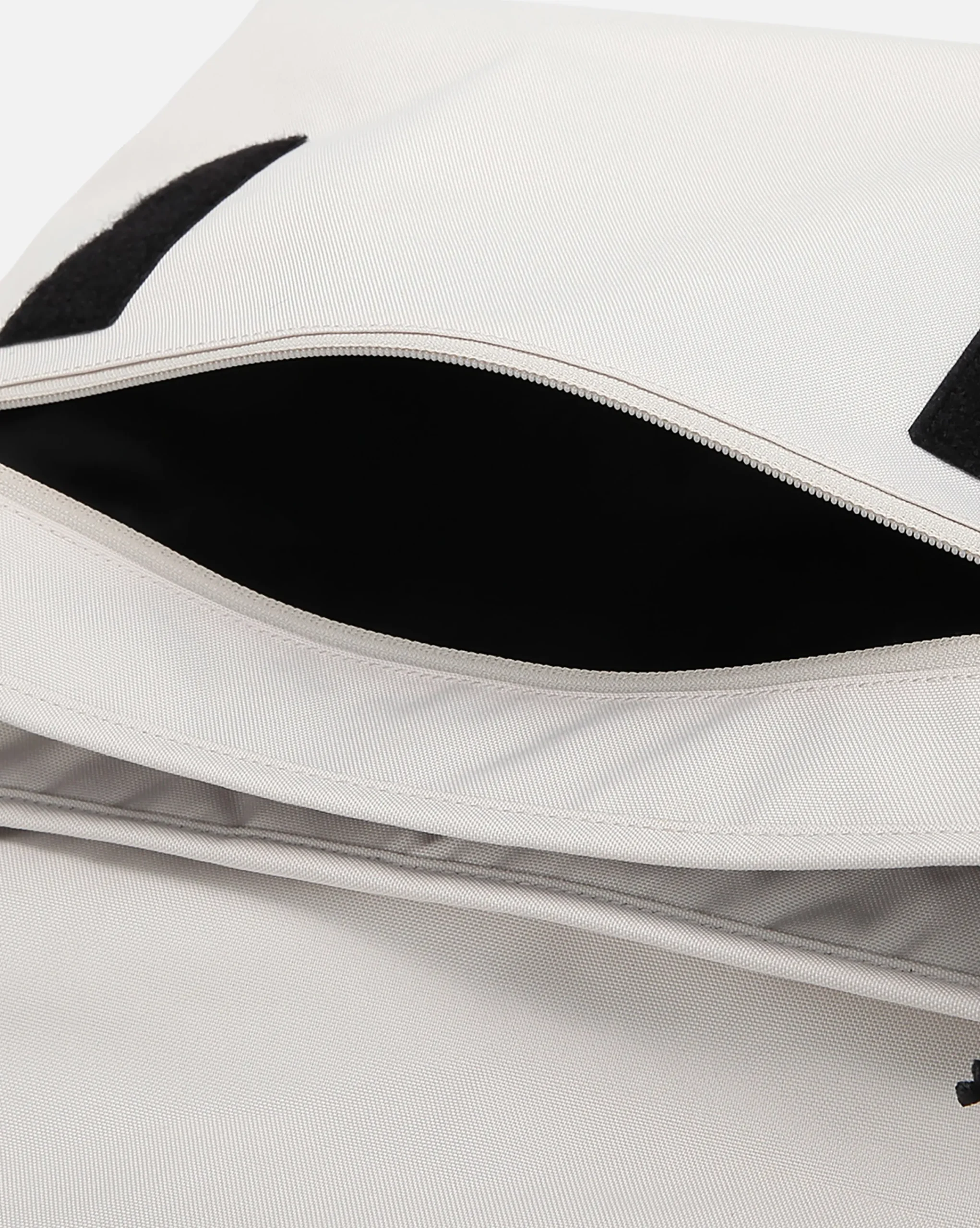 Hot Kangol Retrocore Standard Messenger